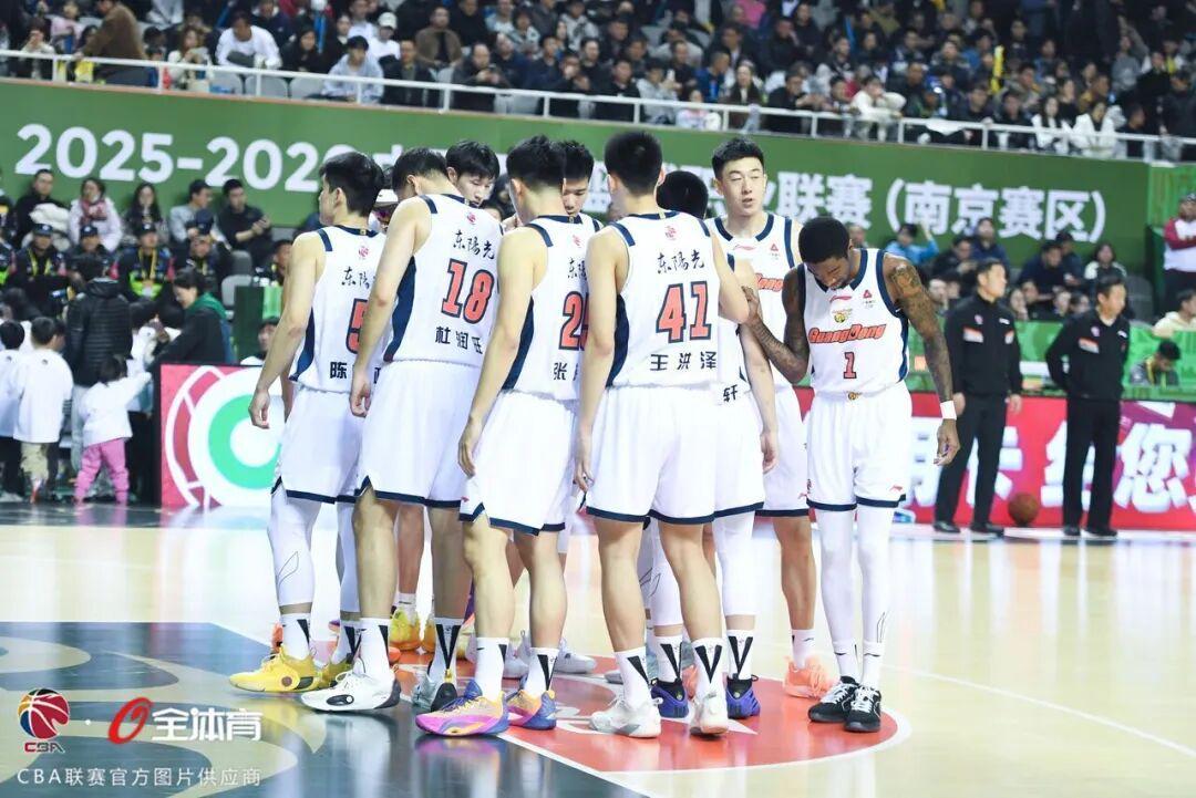 APP下载-防守制胜，广东87-71“双杀”南京